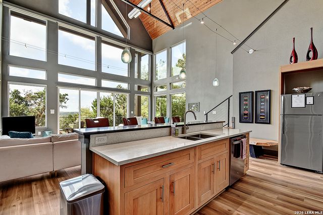 7870 Gage Ln, Wimberley, TX 78676