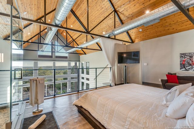 7870 Gage Ln, Wimberley, TX 78676