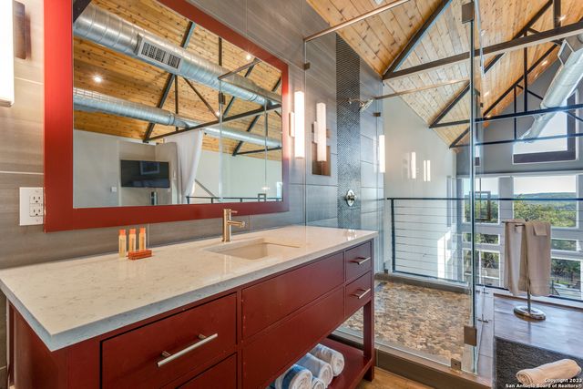 7870 Gage Ln, Wimberley, TX 78676