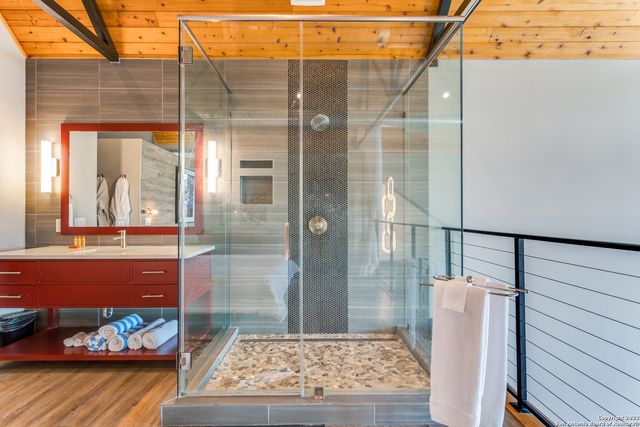 7870 Gage Ln, Wimberley, TX 78676