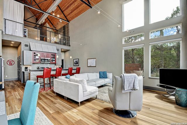 7870 Gage Ln, Wimberley, TX 78676