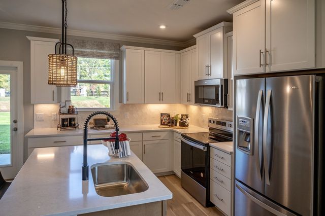 5218 Gladecress Lane, Hermitage, TN 37076