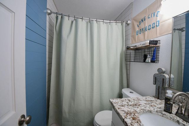 2912 Glenn Street, Gulf Breeze, FL 32563