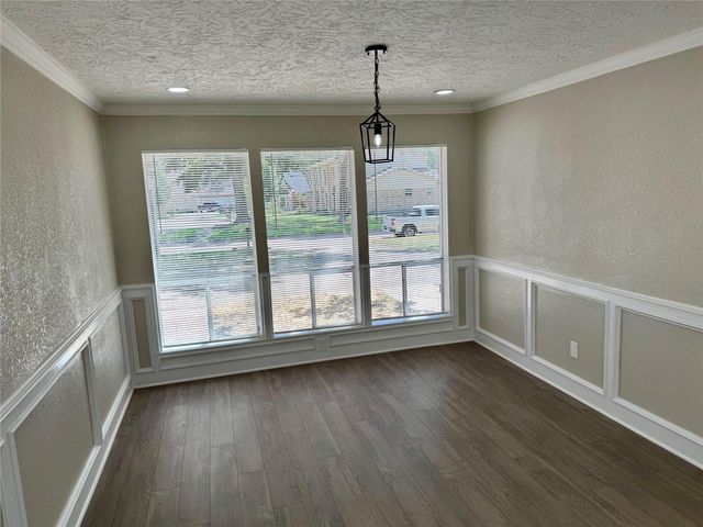 4231 Meadowbank Drive, Seabrook, TX 77586