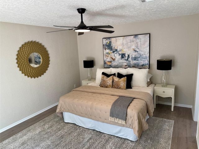 4231 Meadowbank Drive, Seabrook, TX 77586