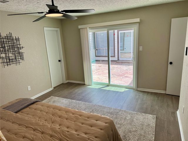 4231 Meadowbank Drive, Seabrook, TX 77586