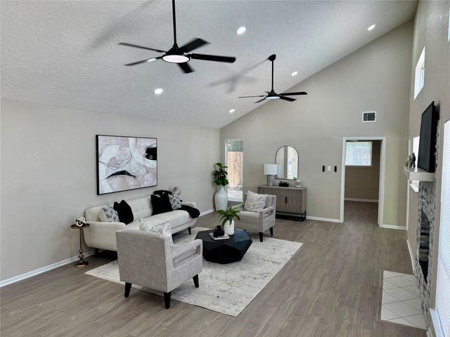 4231 Meadowbank Drive, Seabrook, TX 77586