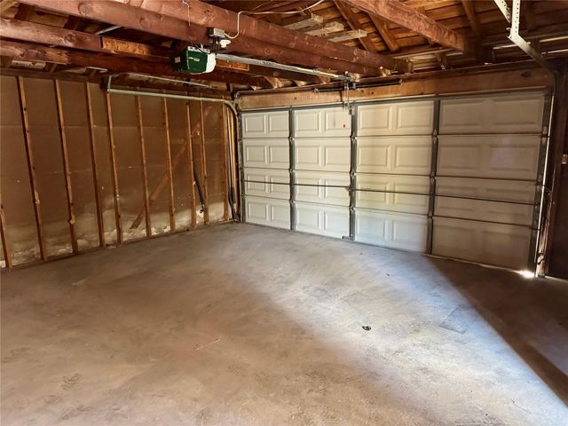 4231 Meadowbank Drive, Seabrook, TX 77586