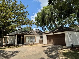 4231 Meadowbank Drive, Seabrook, TX 77586