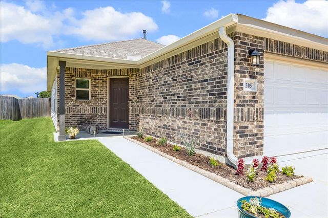 305 Cumberland Forest Drive, Magnolia, TX 77354