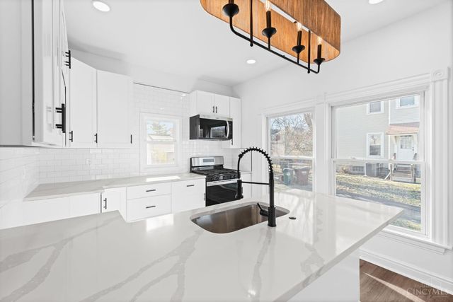 2743 Norwood Avenue, Norwood, OH 45212