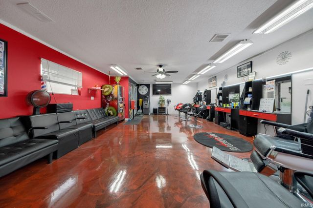 1017 E Pontiac Street, Fort Wayne, IN 46803