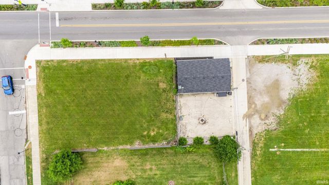 1017 E Pontiac Street, Fort Wayne, IN 46803