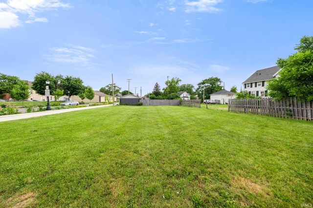 1017 E Pontiac Street, Fort Wayne, IN 46803