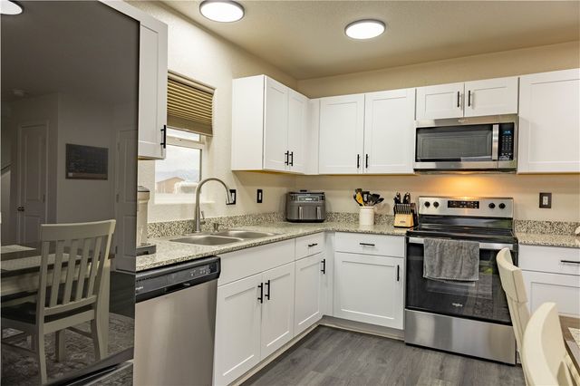 5546 S Havasu Creek Rd, Fort Mohave, AZ 86426