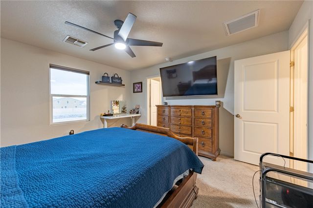 5546 S Havasu Creek Rd, Fort Mohave, AZ 86426