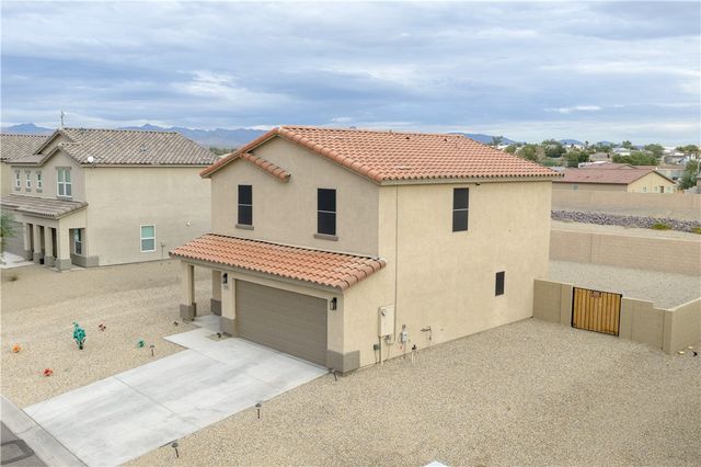 5546 S Havasu Creek Rd, Fort Mohave, AZ 86426