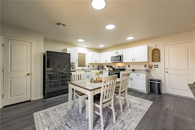 5546 S Havasu Creek Rd, Fort Mohave, AZ 86426