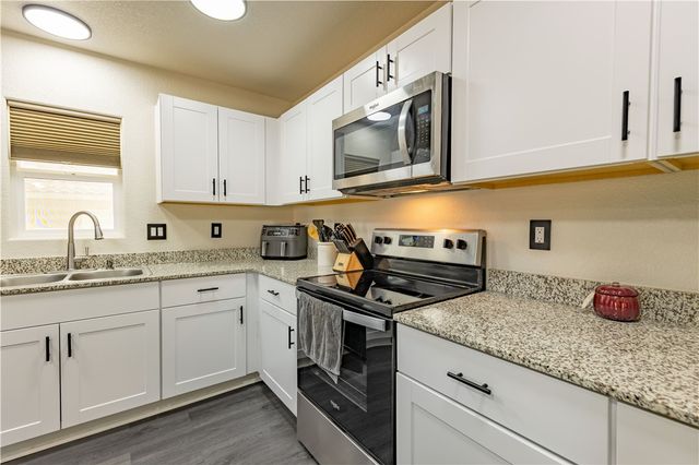 5546 S Havasu Creek Rd, Fort Mohave, AZ 86426