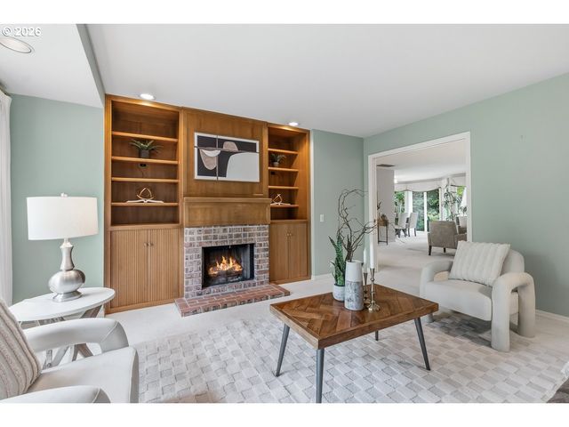 7287 Sw ARBOR LAKE Dr, Wilsonville, OR 97070