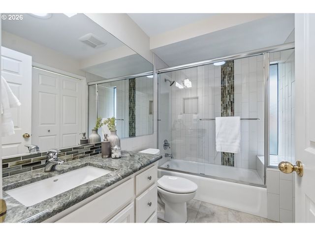 7287 Sw ARBOR LAKE Dr, Wilsonville, OR 97070