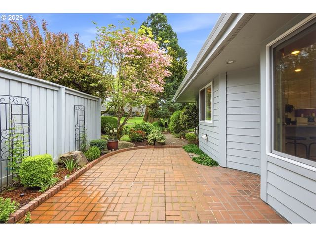 7287 Sw ARBOR LAKE Dr, Wilsonville, OR 97070