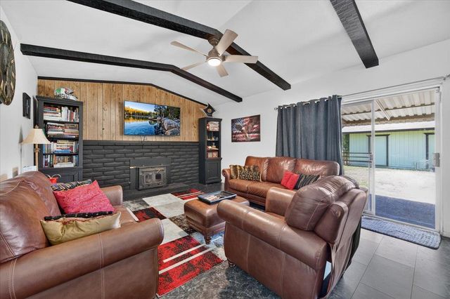 1726 Fairmont Avenue, Clovis, CA 93611