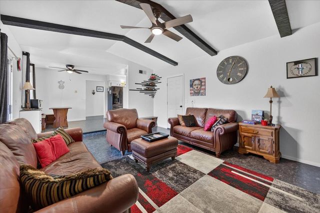 1726 Fairmont Avenue, Clovis, CA 93611