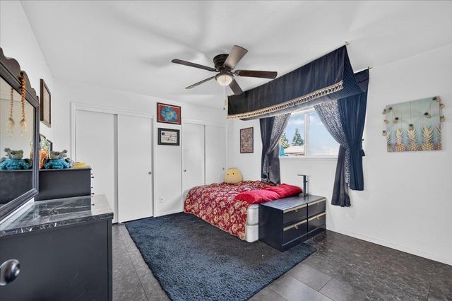 1726 Fairmont Avenue, Clovis, CA 93611