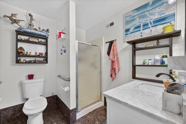 1726 Fairmont Avenue, Clovis, CA 93611