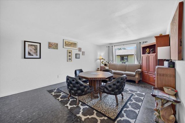 1726 Fairmont Avenue, Clovis, CA 93611