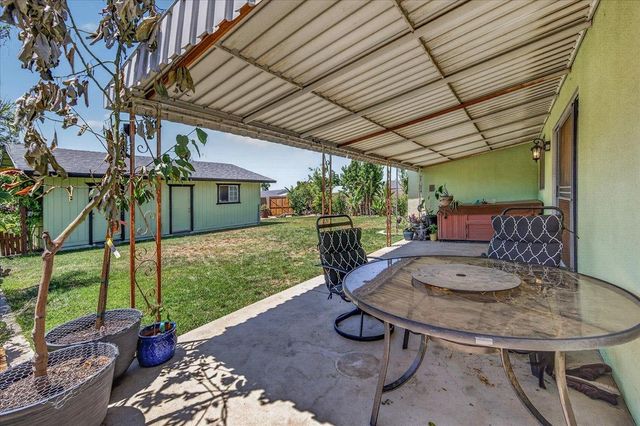 1726 Fairmont Avenue, Clovis, CA 93611