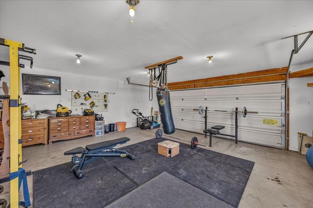 1726 Fairmont Avenue, Clovis, CA 93611