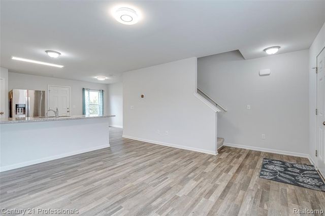 1666 Golfview Drive, Ypsilanti, MI 48198