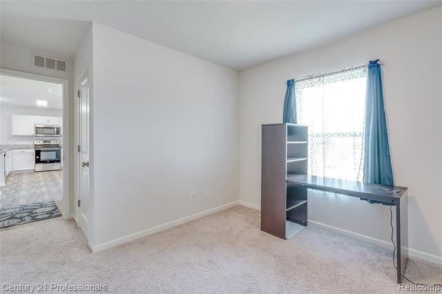 1666 Golfview Drive, Ypsilanti, MI 48198