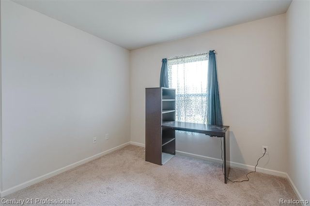 1666 Golfview Drive, Ypsilanti, MI 48198