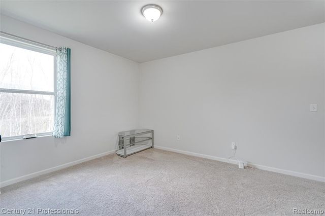 1666 Golfview Drive, Ypsilanti, MI 48198