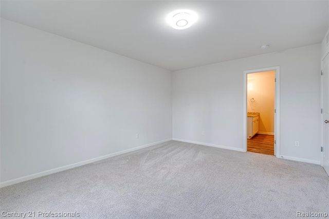 1666 Golfview Drive, Ypsilanti, MI 48198