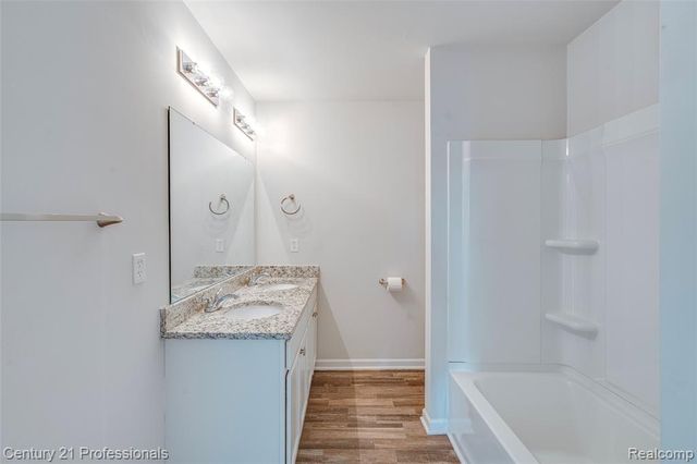 1666 Golfview Drive, Ypsilanti, MI 48198