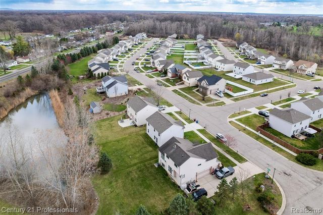 1666 Golfview Drive, Ypsilanti, MI 48198