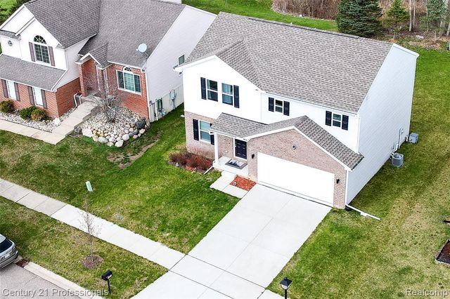 1666 Golfview Drive, Ypsilanti, MI 48198