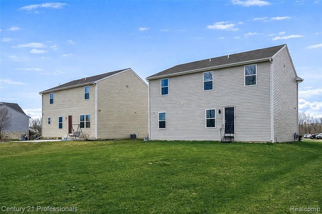 1666 Golfview Drive, Ypsilanti, MI 48198