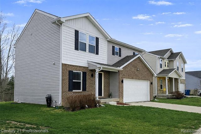 1666 Golfview Drive, Ypsilanti, MI 48198