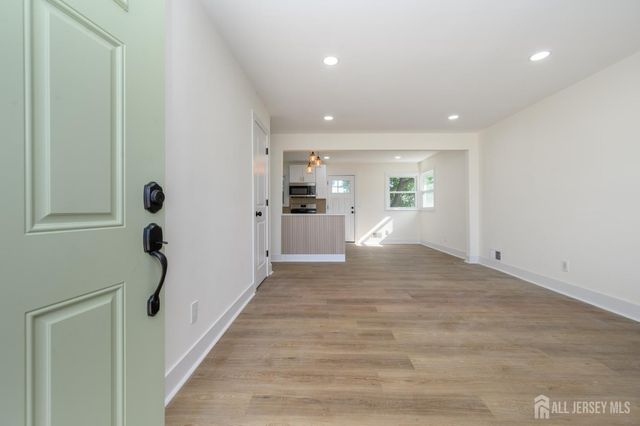 250 Ford Avenue, Fords, NJ 08863