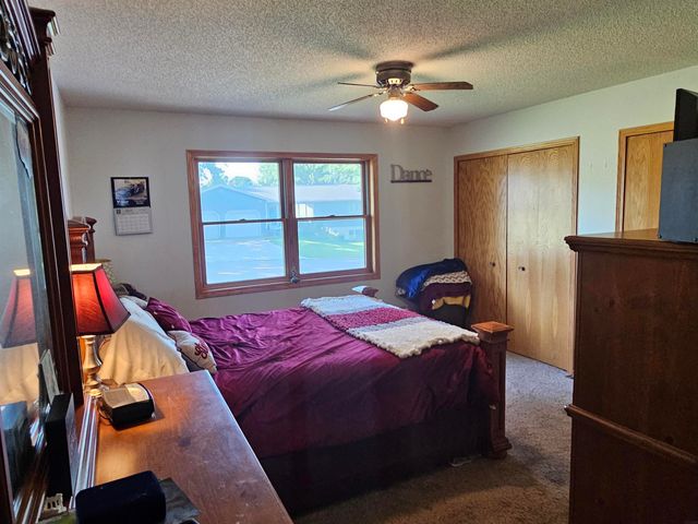 205 Dawn Drive, Nashua, IA 50658