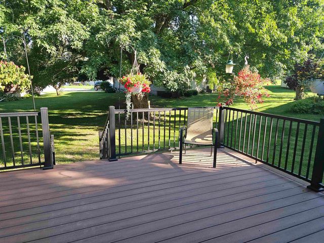 205 Dawn Drive, Nashua, IA 50658