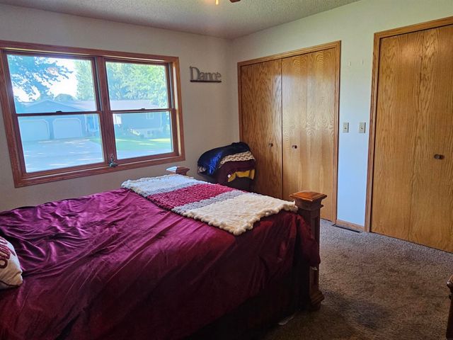 205 Dawn Drive, Nashua, IA 50658