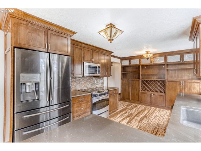 5710 Sw 206TH Ave, Beaverton, OR 97078