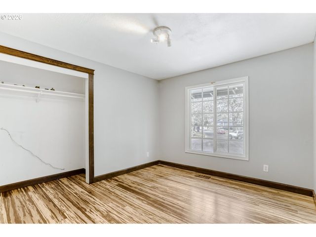 5710 Sw 206TH Ave, Beaverton, OR 97078