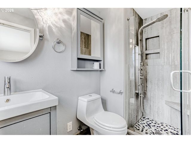 5710 Sw 206TH Ave, Beaverton, OR 97078